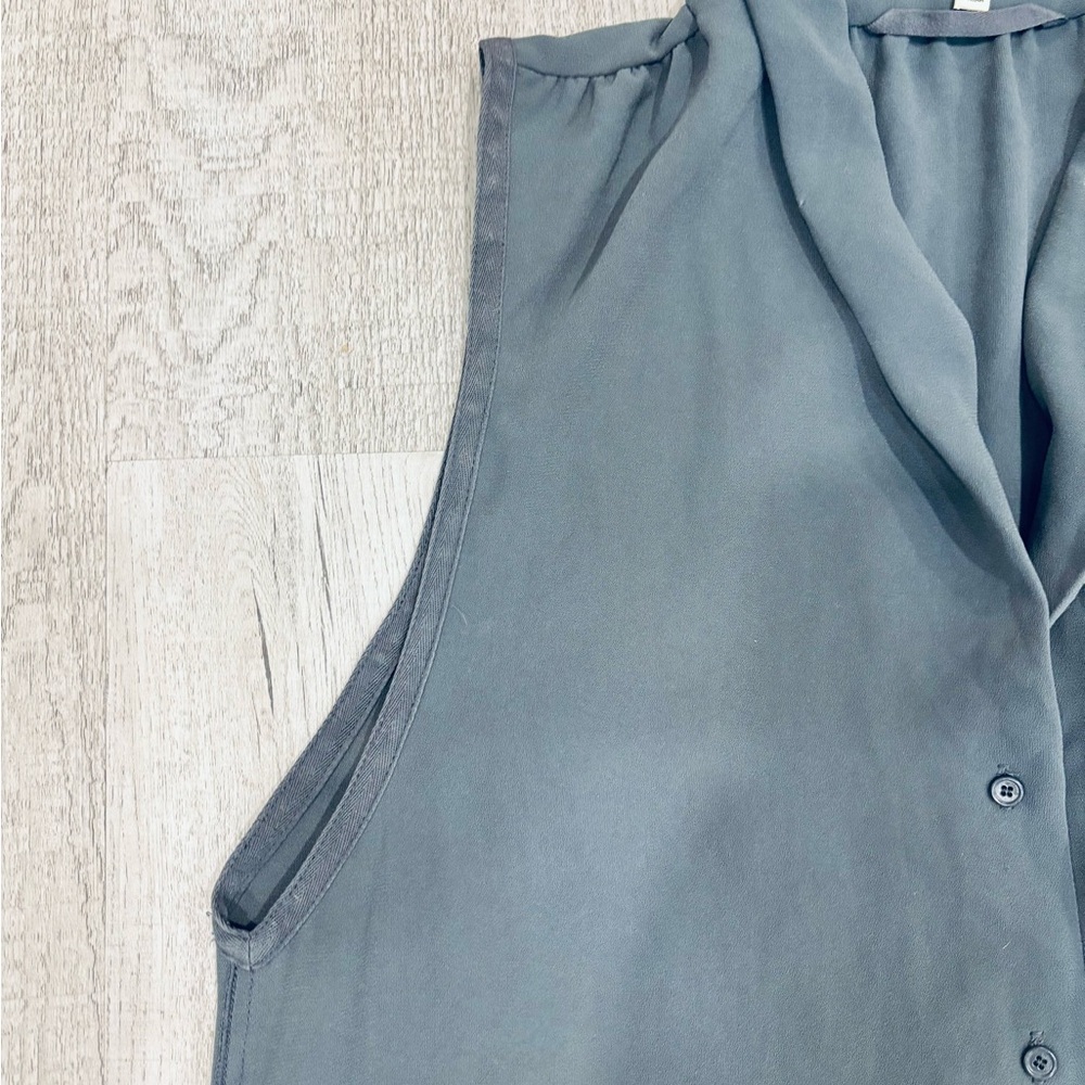 Aritzia Wilfred Freja Gray Sleeveless Blouse Small - Picture 4 of 8